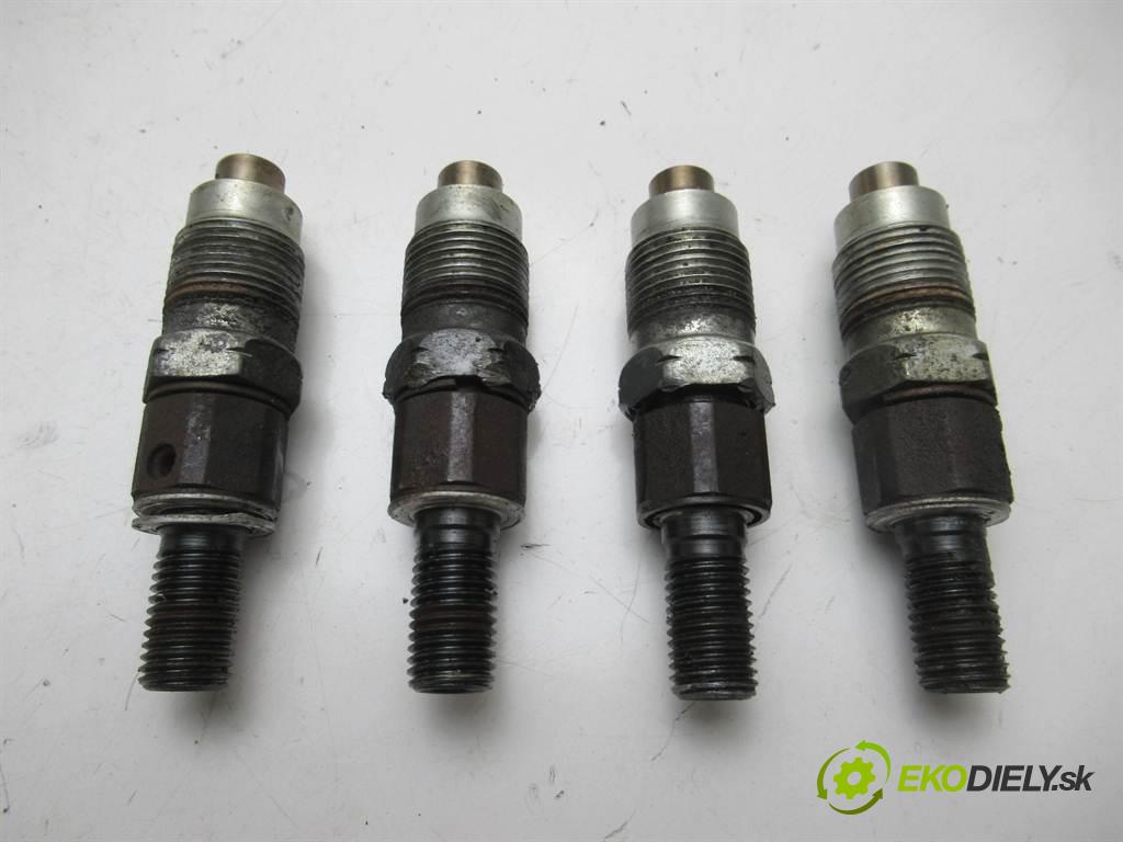 Toyota Avensis  1999  T22 KOMBI 5D 2.0D 82KM 98-03 2000 Vstrekovacie ventily  (Vstrekovacie ventily)