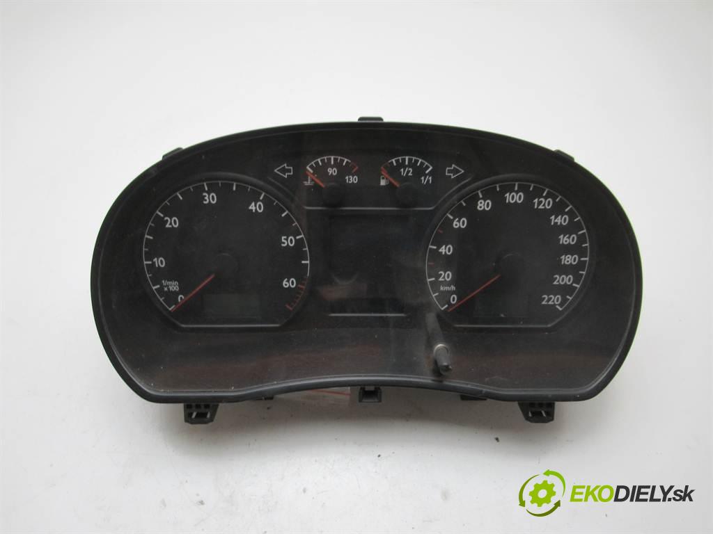 Volkswagen Polo IV  2004  HATCHBACK 3D 1.4B 75KM 01-09 1400 Prístrojovka 6Q0920801A (Prístrojové dosky, displeje)