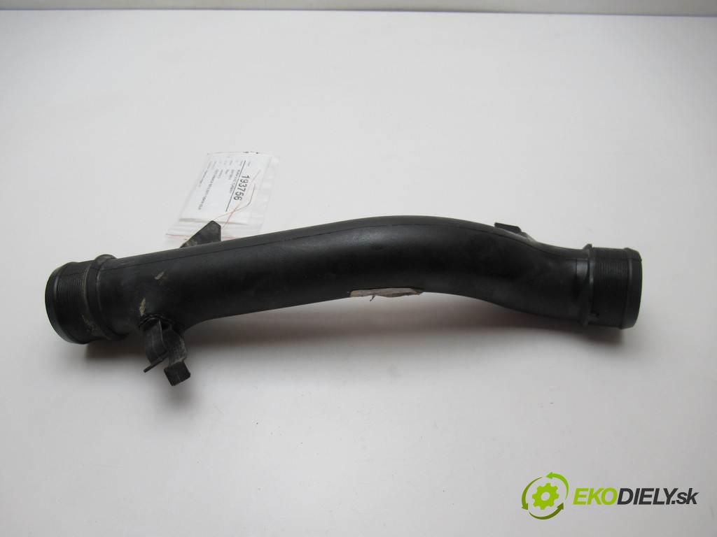 Opel Vectra C    HATCHBACK 5D 2.2DTI 125KM 02-08  Rúra hadica turba 24415010 (Hadice)