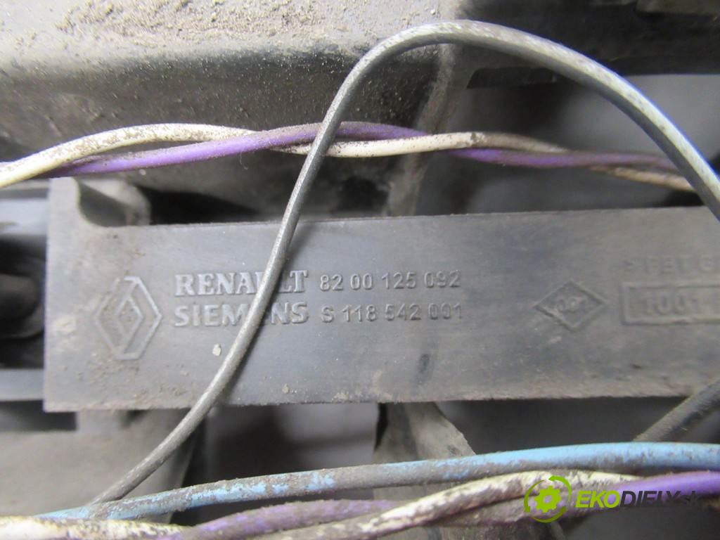 Renault Megane II    HATCHBACK 5D 1.6B 16V 113KM 02-08  Zadné čelo  (Ostatné)