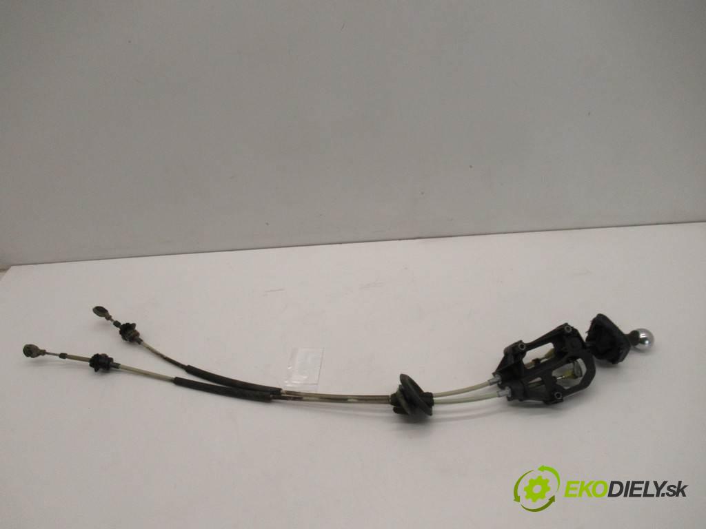 Peugeot 1007  2008 75KM 1.4B 75KM 04-09 1400 Kulisa - - 9680218980 (Rýchlostné páky / kulisy)