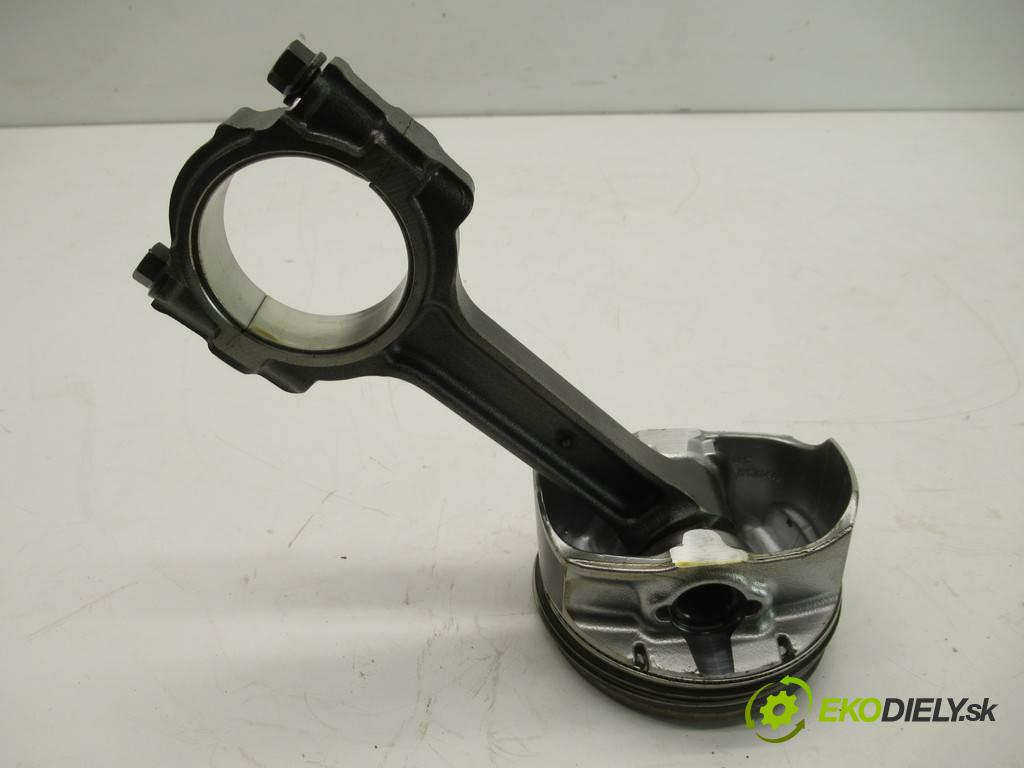 Chevrolet Corvette C7    6.2B V8 466KM 13-  piest - ojnica  (Piesty)