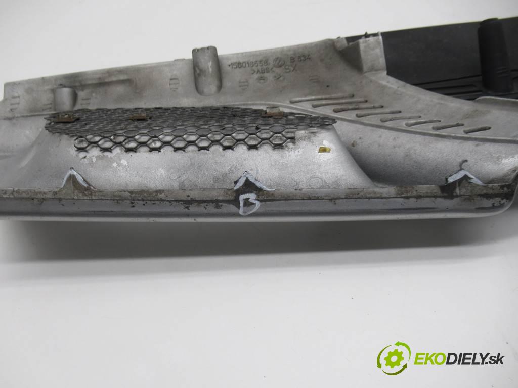 Alfa Romeo 166  2003  SEDAN 4D 2.4JTD 150KM 98-03 2400 mřížka maska 156016559 (Mřížky (masky) chladičů)