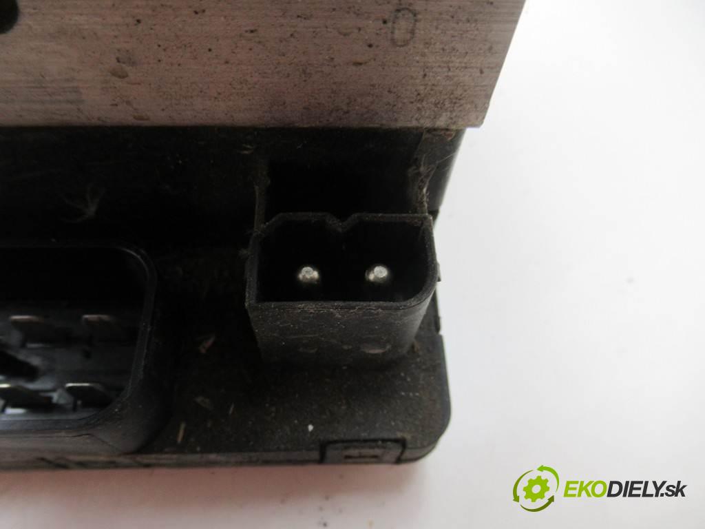 Volkswagen Golf IV  1999  HATCHBACK 5D 1.6B 100KM 97-03 1600 Pumpa ABS 1J0614117C (Pumpy ABS)