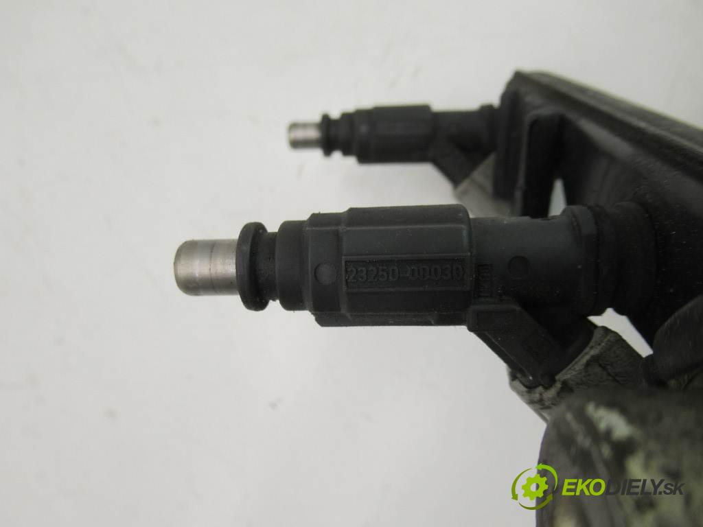 Toyota Corolla E11 LIFT  2001  LIFTBACK 5D 1.4B 97KM 99-02 1400 lišta vstřikovací vstřikovací ventily 0280155019