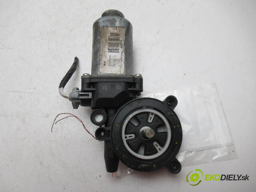 Renault Espace IV  2005  2.2DCI 150KM 02-06 2200 Motorček sťahovania okna predný pravy  (Ostatné)