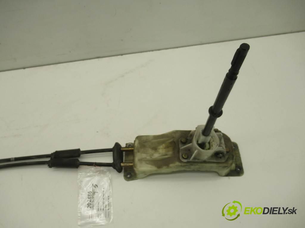 Alfa Romeo 156  1999  SEDAN 4D 2.0B 155KM 97-03 2000 Kulisa - - 156820138 (Rýchlostné páky / kulisy)