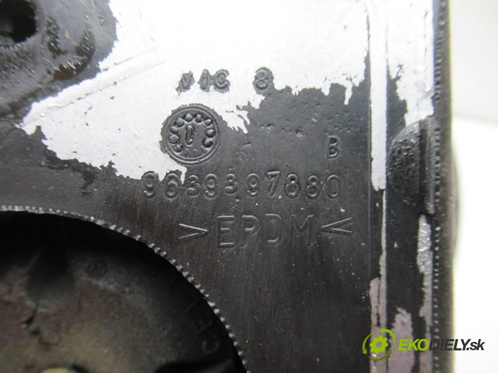 Citroen C5  2002  HATCHBACK 5D 2.0HDI 109KM 01-04 2000 Posilovač Pumpa brzdová 9640070980 (Posilňovače bŕzd)