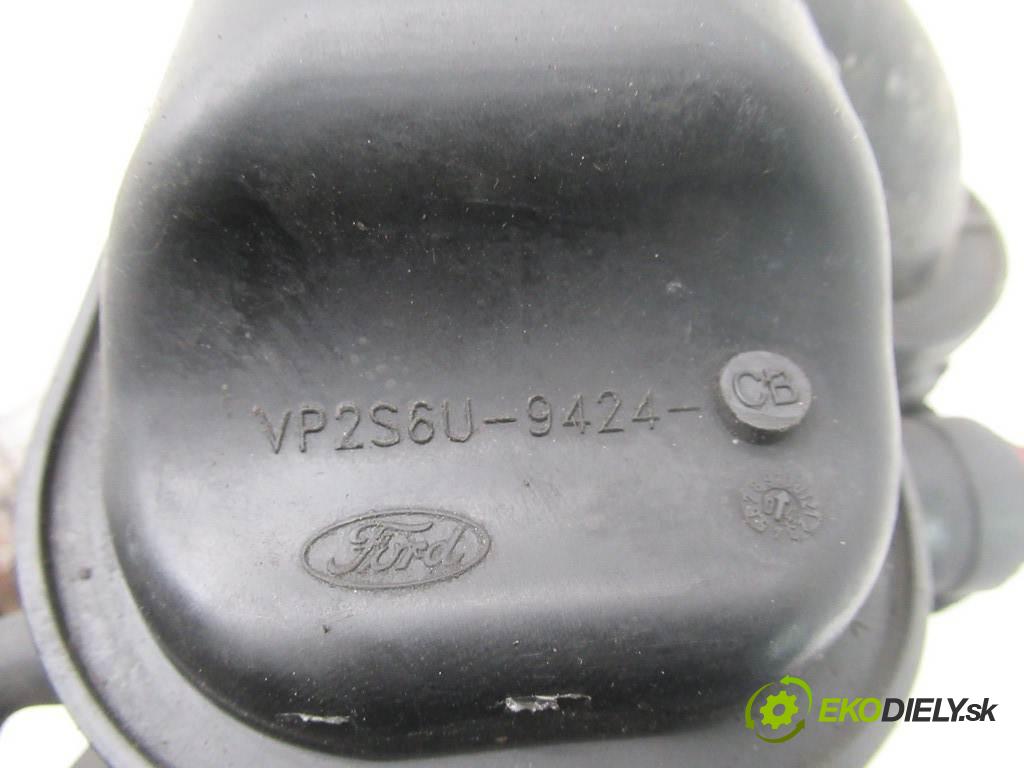 Ford Fiesta V  2005  HATCHBACK 5D 1.3B 69KM 02-08 1300 potrubí sání VP2S6V-9424-CB (Sací potrubí)