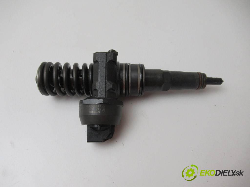 Skoda Octavia I LIFT  2006  KOMBI 5D 1.9TDI 100KM 00-10 1900 vstrekovače 0414720215 038130073AG (Vstrekovače)