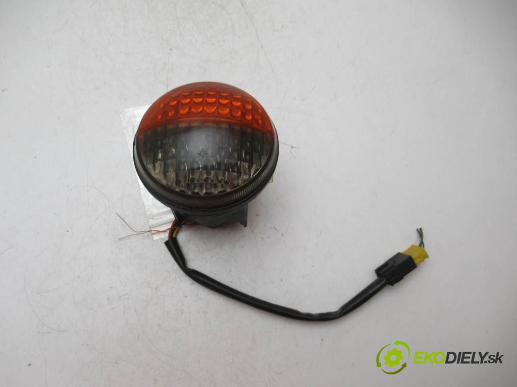Ligier JS20    0.5D 6KM  světlo zadní část pravá směrovka