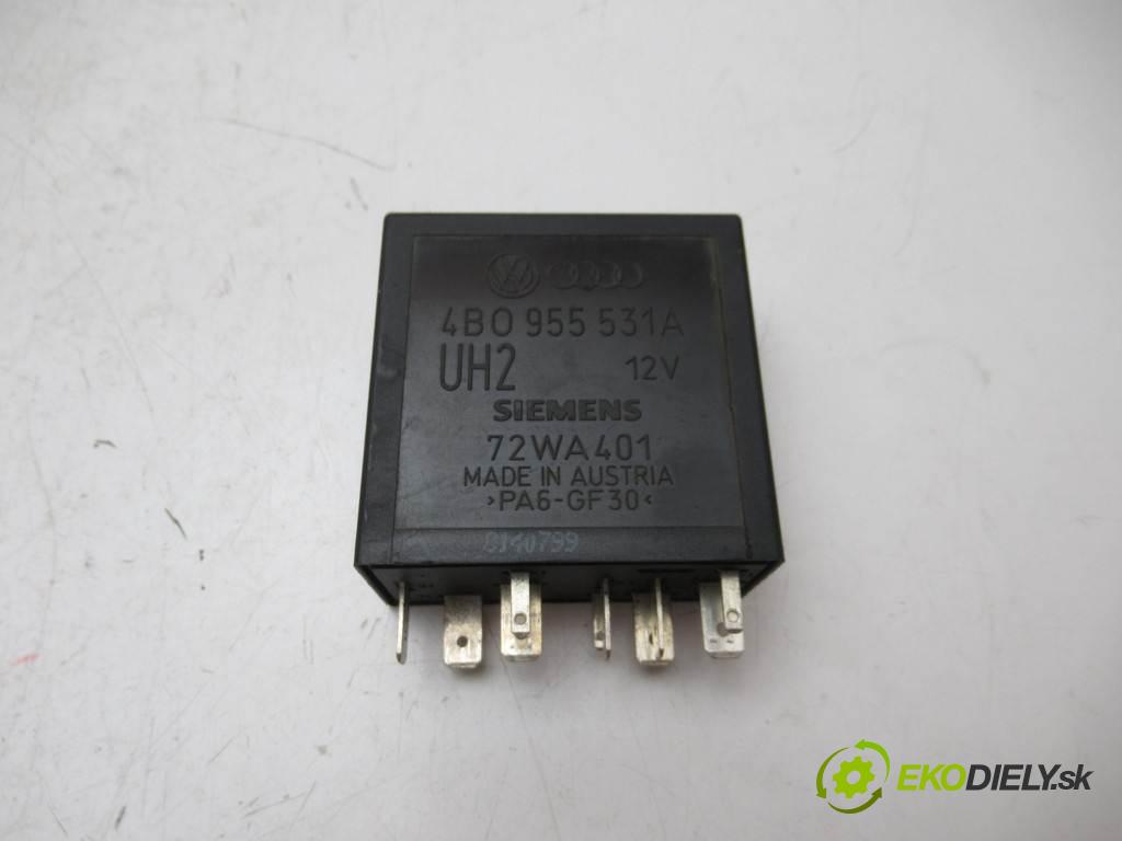 Volkswagen Bora    SEDAN 4D 1.4B 75KM 98-05  relé stieračov 4B0955531A
