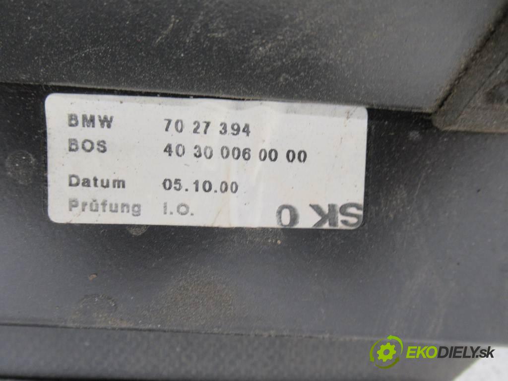 BMW 3 E46  2000  KOMBI 5D 2.0D 136KM 98-03 2000 Roleta  (Rolety kufru)