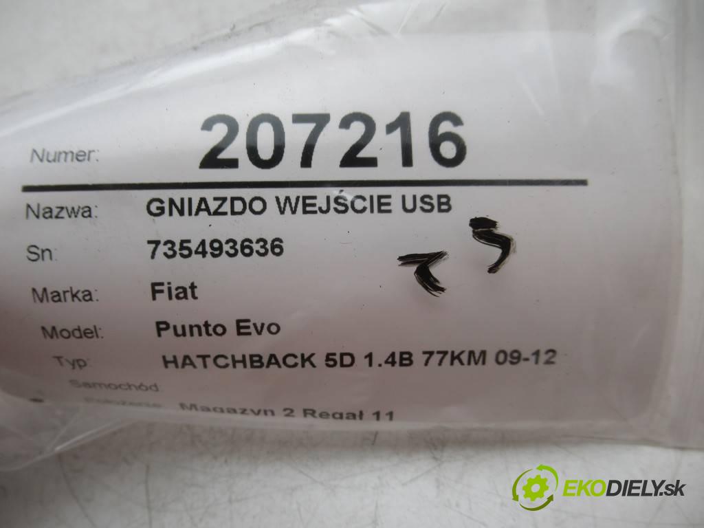 Fiat Punto Evo    HATCHBACK 5D 1.4B 77KM 09-12  zásuvka - USB 735493636