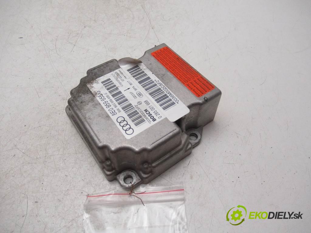 Audi A4 B7  2004 140KM KOMBI 5D 2.0TDI 140KM 04-08 2000 senzor airbag 8E0959655G (Snímače)