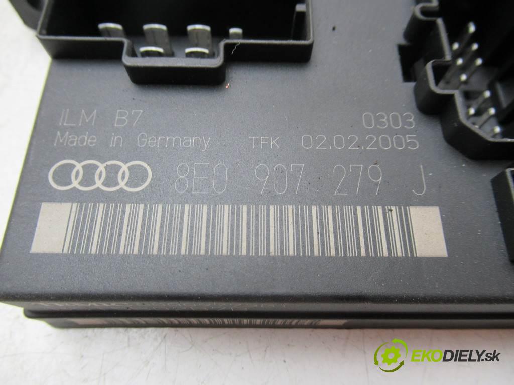 Audi A4 B7    KOMBI 5D 2.0TDI 140KM 04-08  modul řídící jednotka světel 8E0907279J (Ostatní)