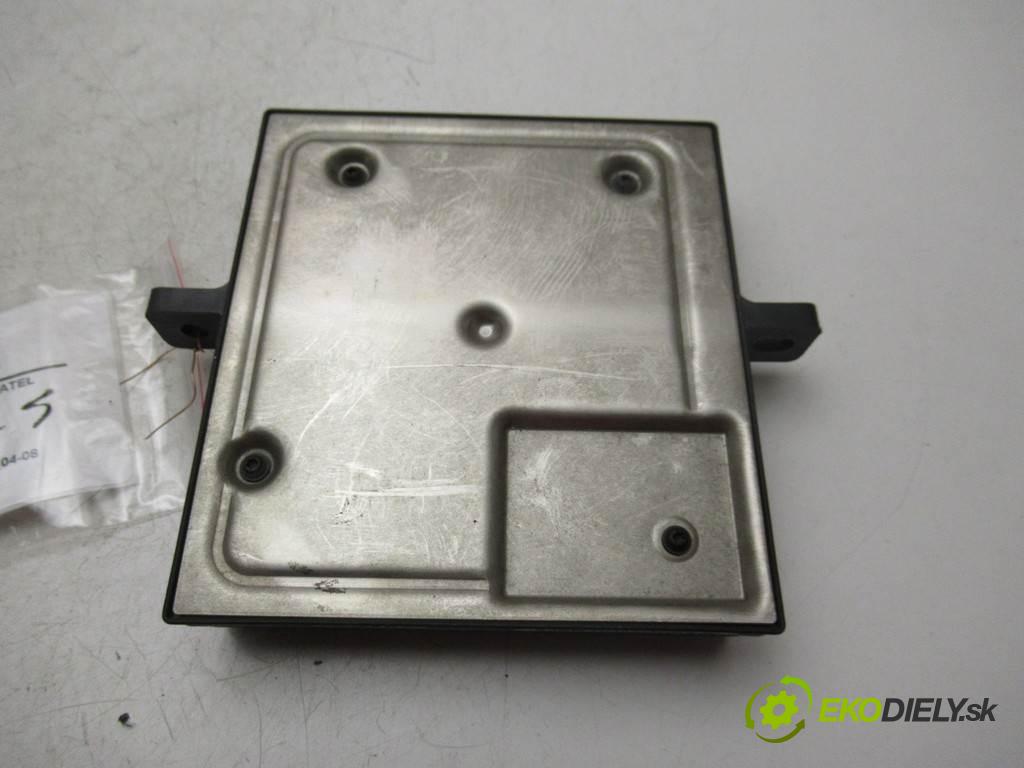 Audi A4 B7    KOMBI 5D 2.0TDI 140KM 04-08  modul řídící jednotka světel 8E0907279J (Ostatní)