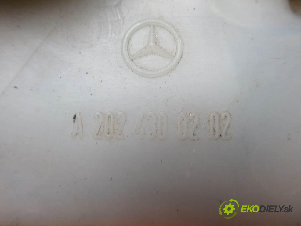 Mercedes-Benz W210  1996  KOMBI 5D 4.2B 279KM 95-99 4200 Posilovač Pumpa brzdová 0044302830 (Posilňovače bŕzd)