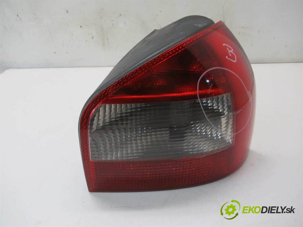 Audi A3 8L FL  2003 130 kW HATCHBACK 3D 1.9TDI 130KM 00-03 1900 Svetlo zad pravá  (Ostatné)
