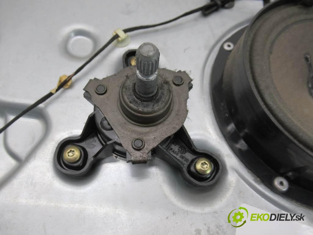 Skoda Fabia  2002  KOMBI 5D 1.9SDI 64KM 99-07 1900 Mechanizmus okna predný ľavy 6Y1837751A (Predné ľavé)