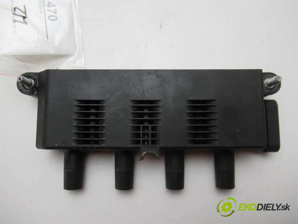 Fiat Grande Punto  2007 57 kw HATCHBACK 5D 1.4B 77KM 05-12 1400 Cievka zapaľovacia 55200112 (Zapaľovacie cievky, moduly)