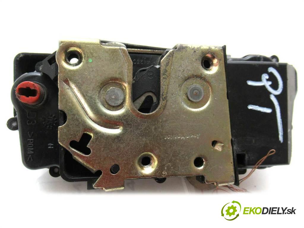 Citroen Xsara Picasso LIFT  2005  1.6B 110KM 04-10 1600 zámok zad pravy