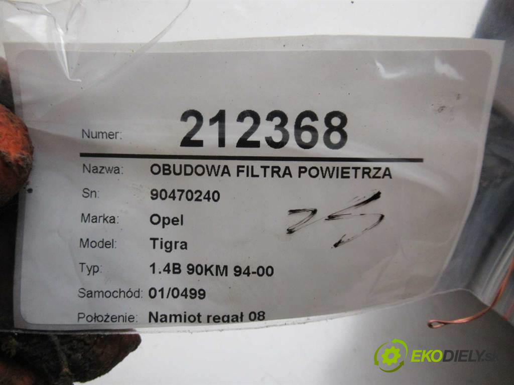 Opel Tigra  1995 66 kw 1.4B 90KM 94-00 1400 obal filtra vzduchu 90470240 (Kryty filtrů)