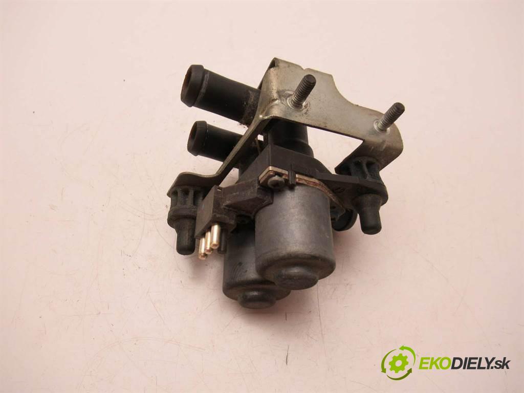 Mercedes-Benz C W202    KOMBI 5D 2.2D 95KM 93-01  Magnetický ventil vody 0018303484 (Ostatné)