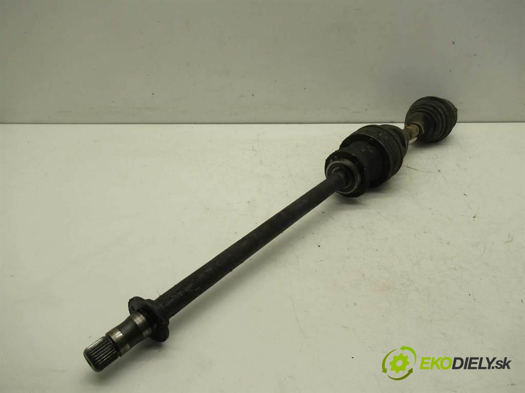 Mercedes-Benz Vito  2001  2.2CDI 122KM 95-03 2200 Poloos pravá  (Poloosy)