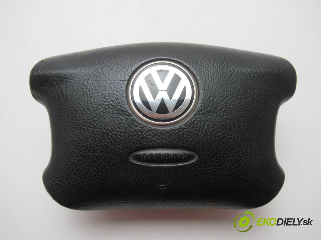 Volkswagen Passat B5  1999  KOMBI 5D 1.9TDI 90KM 96-00 1900 AirBag - volantu 3B0880201AE (Airbagy)