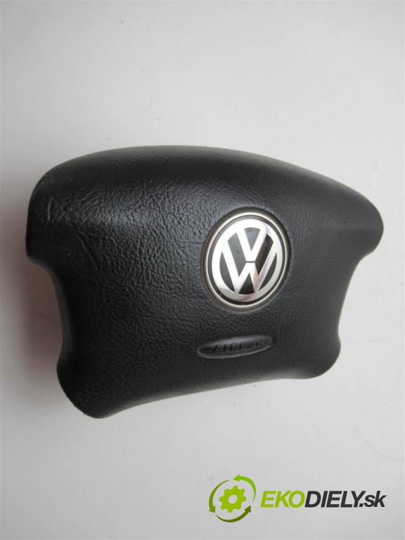 Volkswagen Passat B5  1999  KOMBI 5D 1.9TDI 90KM 96-00 1900 AirBag - volantu 3B0880201AE (Airbagy)