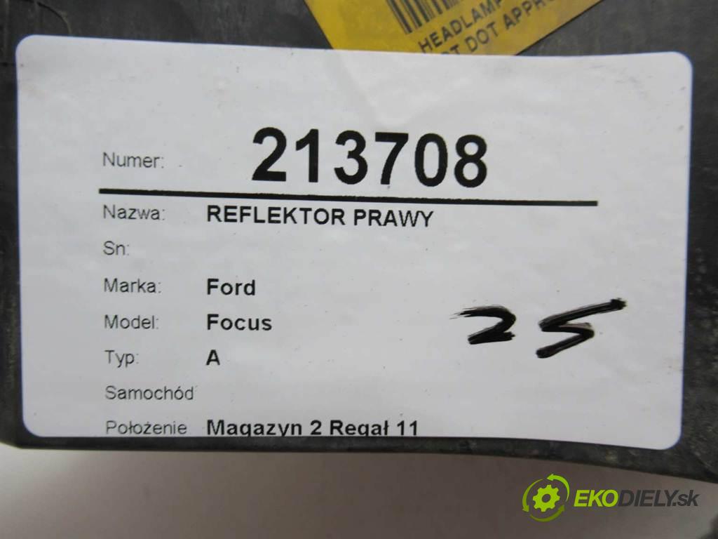 Ford Focus    B  světlomet pravý