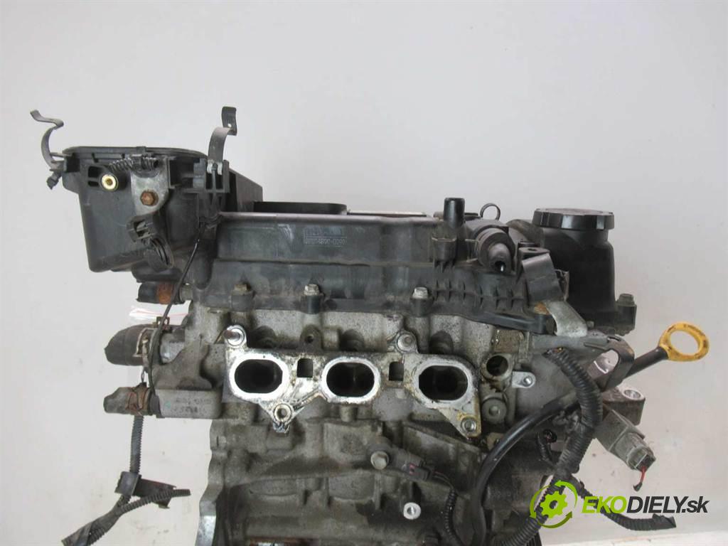 Toyota Yaris II  2007 51 kw HATCHBACK 5D 1.0VVTI 69KM 05-09 1000 Motor 1KR-FE (Motory (kompletné))