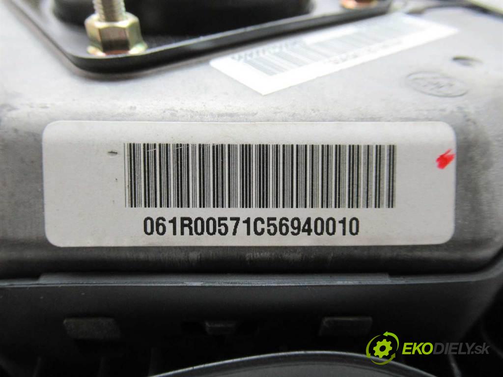 Kia Picanto  2006 48 kw HATCHBACK 5D 1.0B 61KM 03-07 1100 AirBag - volantu  (Airbagy)