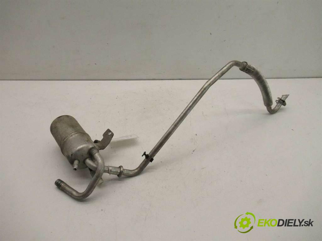 Ford Fiesta V    HATCHBACK 3D 1.3B 60KM 02-08  rúrka klimatizácie  (Rúrky klimatizácie)