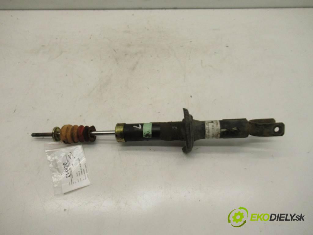 Honda Civic VI  1998 66 kw KOMBI 5D 1.4B 90KM 95-01 1400 Tlmič zad ľavy  (Ostatné)