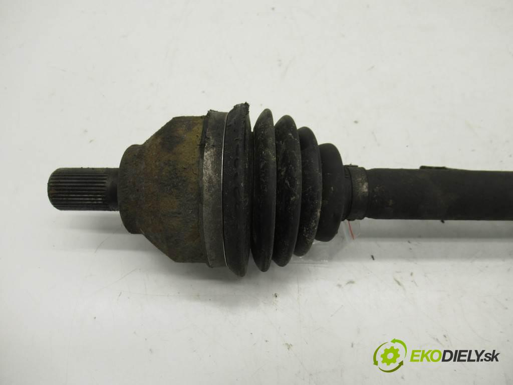 Volvo C70 II  2008  CABRIO 2D 2.0D 136KM 06-13 2000 Poloos ľavá strana  (Poloosy)