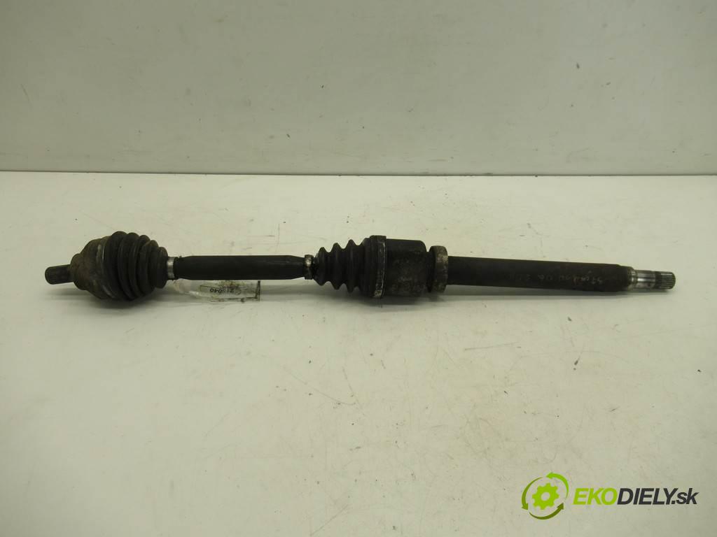 Volvo C70 II  2008  CABRIO 2D 2.0D 136KM 06-13 2000 Poloos pravá  (Poloosy)