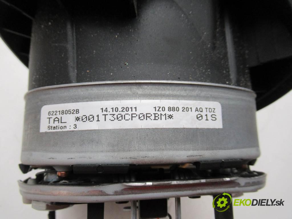 Skoda Octavia II LIFT  2012  LIFTBACK 5D ANGLIK 1.6TDI 105KM 08-13 1600 AirBag - volantu 1Z0880201AQ (Airbagy)