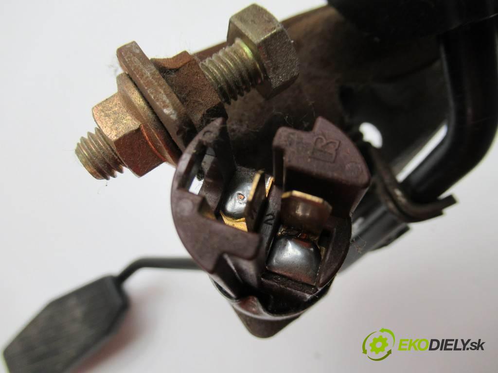 Mazda Premacy  1999  2.0TD 90KM 99-05 2000 Potenciometer plynového pedálu CB05-41-AC0 (Pedále)