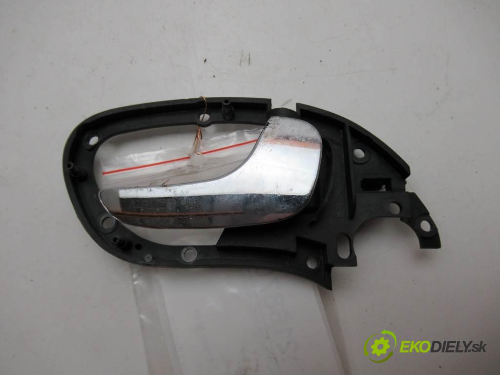 Seat Toledo II  2000  1.9TDI 110KM 98-04 1900 klika přední část pravá vnitřní 1M0837114