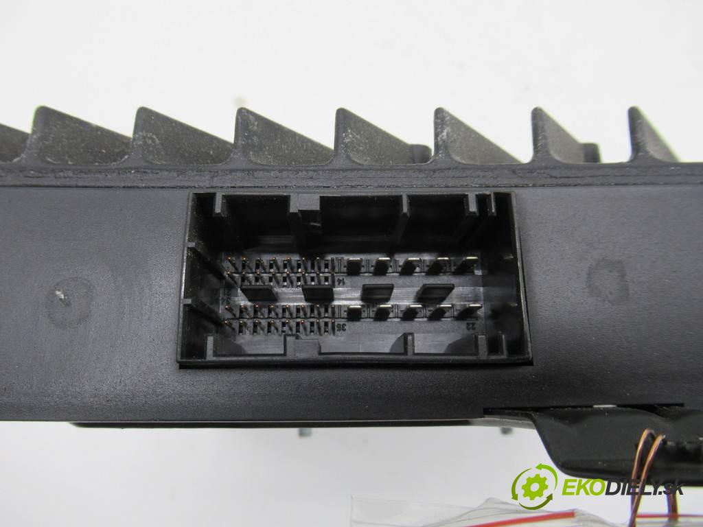 BMW 3 E46    KABRIOLET 2.5B 192KM 98-03  Zosilňovač 8376305 (Zosilňovače)