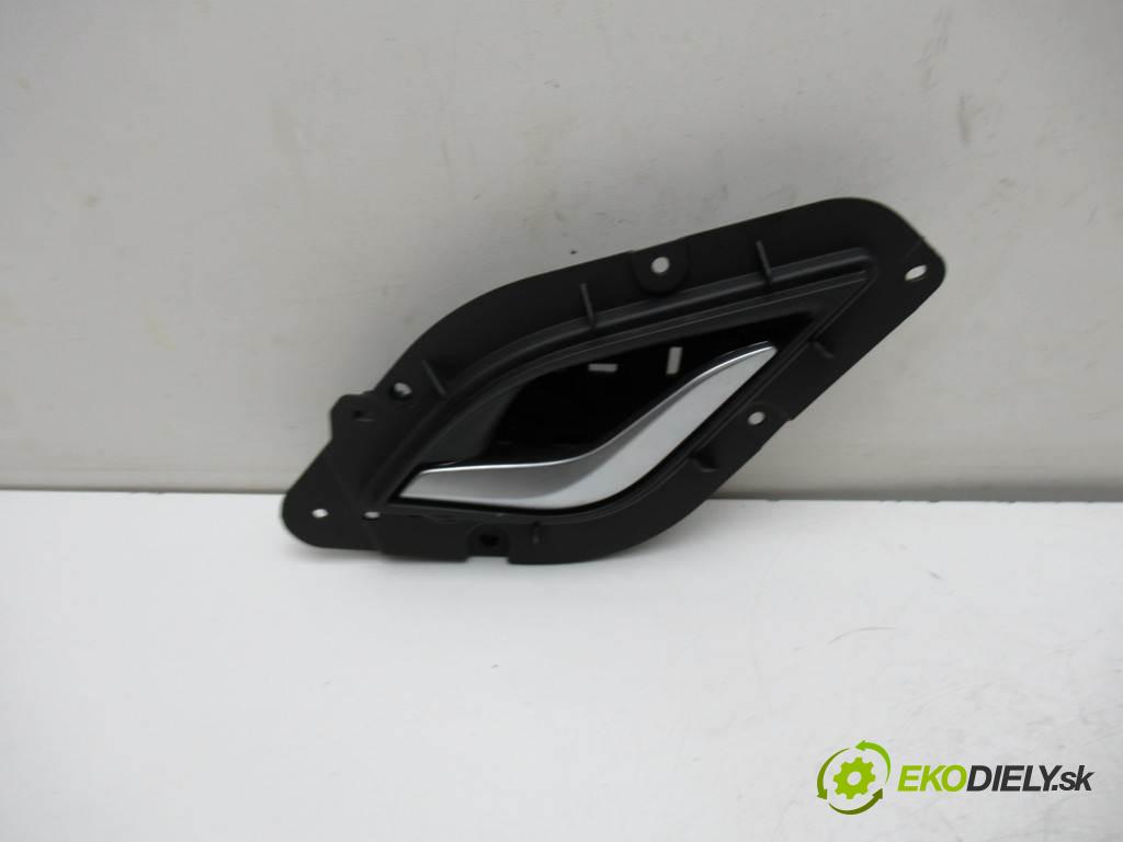 Hyundai ix20  2012  1.6CRDI 128KM 10-15 1600 Kľučka zad ľavá strana vnútorná  (Ostatné)