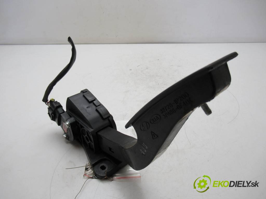 Hyundai ix20  2012  1.6CRDI 128KM 10-15 1600 Potenciometer plynového pedálu 35190-4A501 (Pedále)