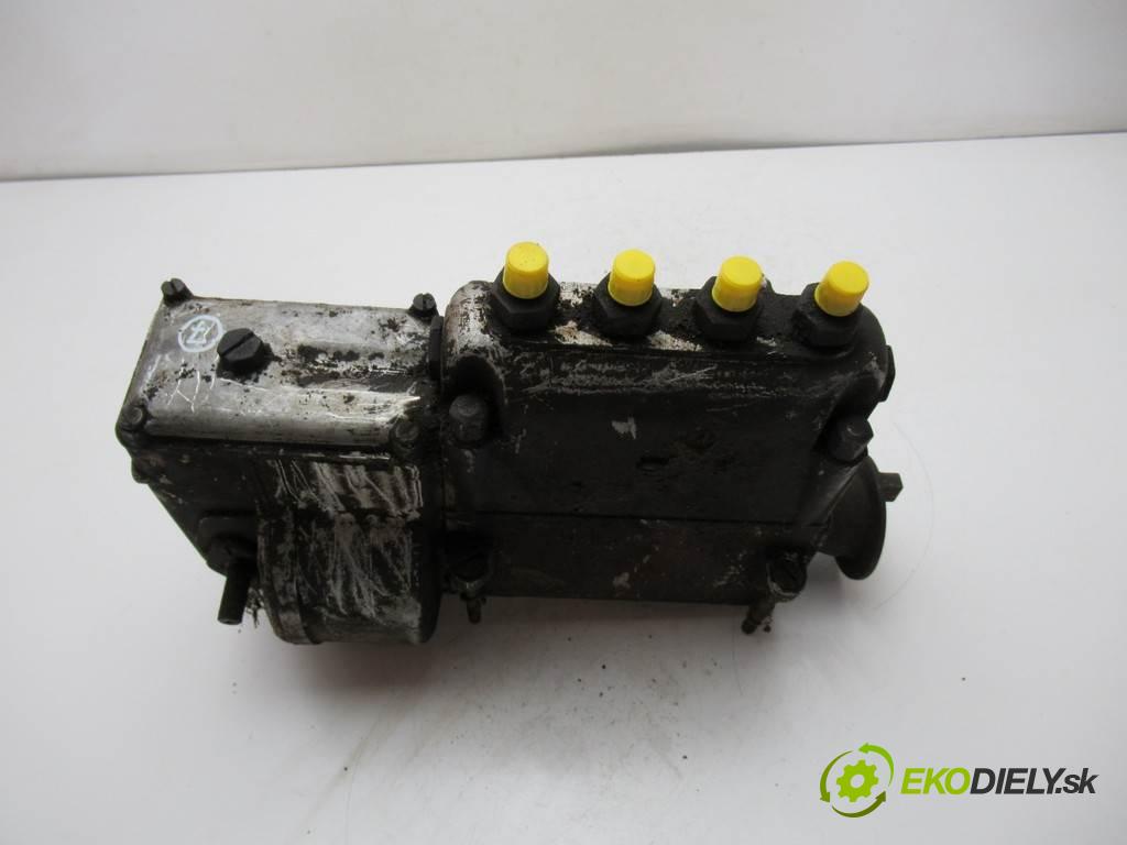 Zetor .    A  Pumpa vstrekovacia PV4B8P (Vstrekovacie čerpadlá)