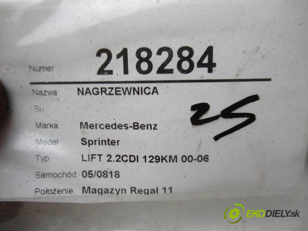 Mercedes-Benz Sprinter  2004 95 kw LIFT 2.2CDI 129KM 00-06 2200 topné těleso radiátor topení  (Radiátory topení)