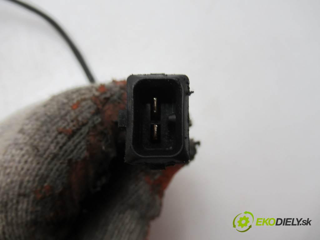 Renault Scenic I FL  1999  1.9DTI 98KM 99-03 1900 vstřikovací ventily 7700112883