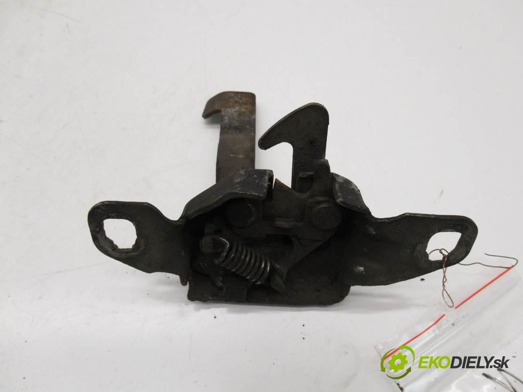 Renault Scenic I FL  1999  1.9DTI 98KM 99-03 1900 zámok kapoty