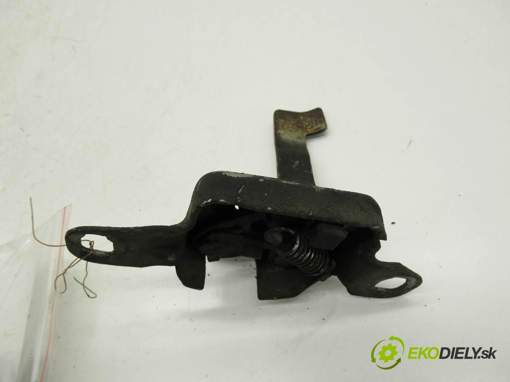 Renault Scenic I FL  1999  1.9DTI 98KM 99-03 1900 zámok kapoty