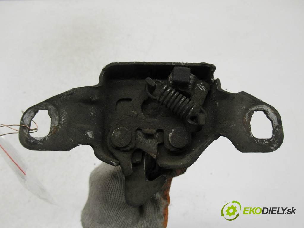 Renault Scenic I FL  1999  1.9DTI 98KM 99-03 1900 zámok kapoty